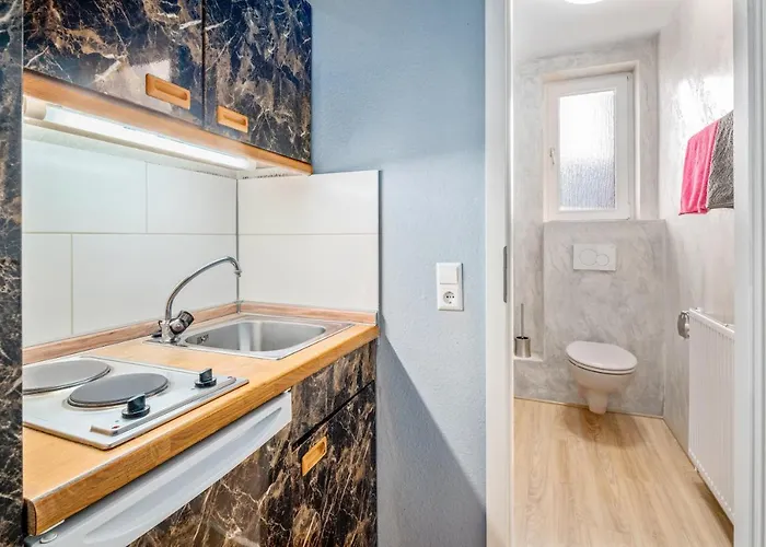 Am Gottesauer Schloss 3*