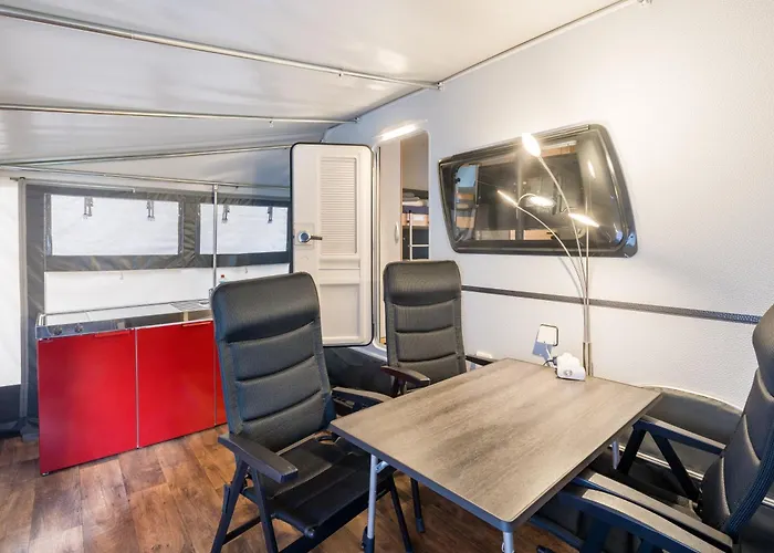 Am Gottesauer Schloss 3*